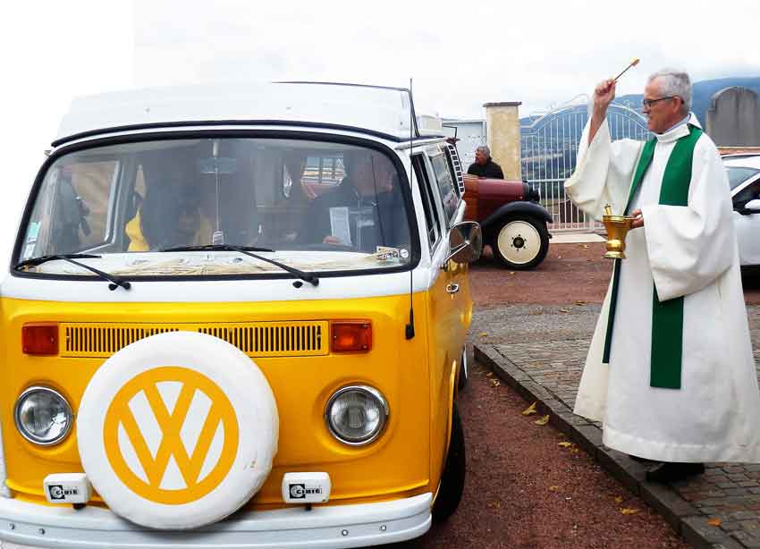 Saint christophe bapteme voiture en juillet